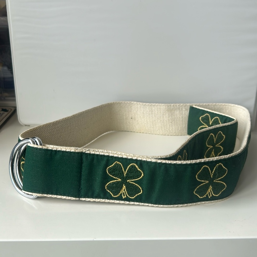 Four leaf clover belt
